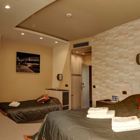 Garni Hotel Vigor - Ev Station Novi Sad Exterior foto